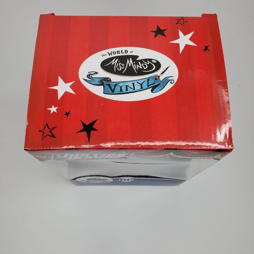 Miss Mindy Grey/Blue Batman Vinyl Figurine NIB - Picture 5 of 7